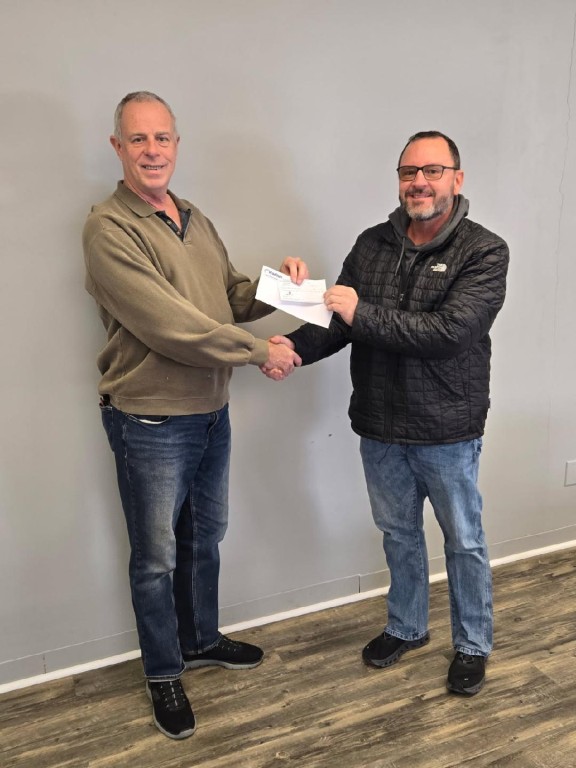 Jeff Quyle, Radius CEO, and Aaron Lee, General Manager of Cornerstone Family Farms 